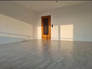 Etagenwohnung Lahnstein - 2 Zimmer, 88 m&sup2;, 836&euro; | Angebot:26068610