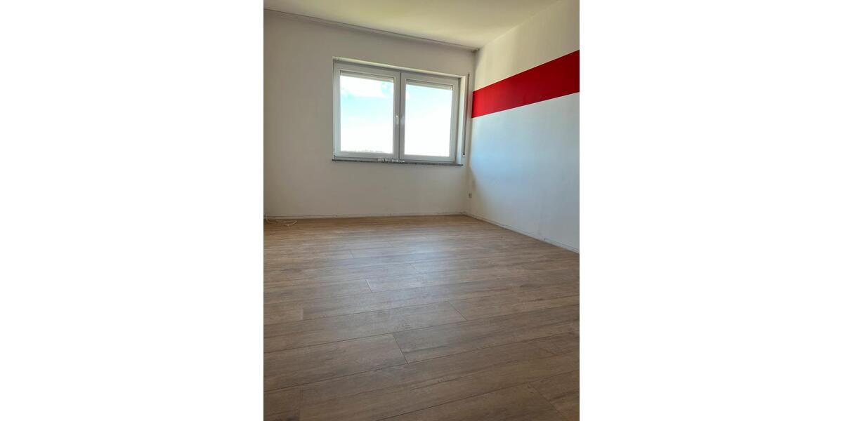 Etagenwohnung Willroth - 4 Zimmer, 114 m&sup2;, 1.280&euro; | Angebot:26220052
