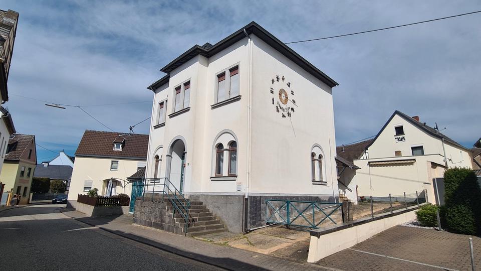 Mehrfamilienhaus, Wohnhaus Weitersburg Wüstenhof - 7 Zimmer, 277 m&sup2;, 325.000&euro; | Angebot:26132426