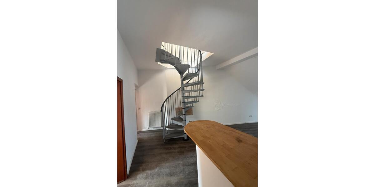 Große DG Wohnung in Koblenz Lützel ideal als WG 4 zimmer