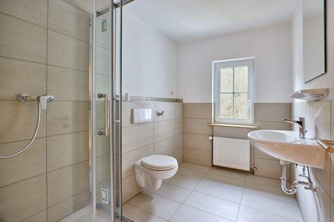 Gewerbeobjekt Roes - 1.250.000&euro; | Angebot:25672681