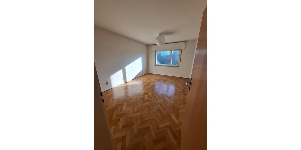 Reihenhaus Koblenz Arenberg-Immendorf - 9 Zimmer, 137 m&sup2;, 335.000&euro; | Angebot:25828170