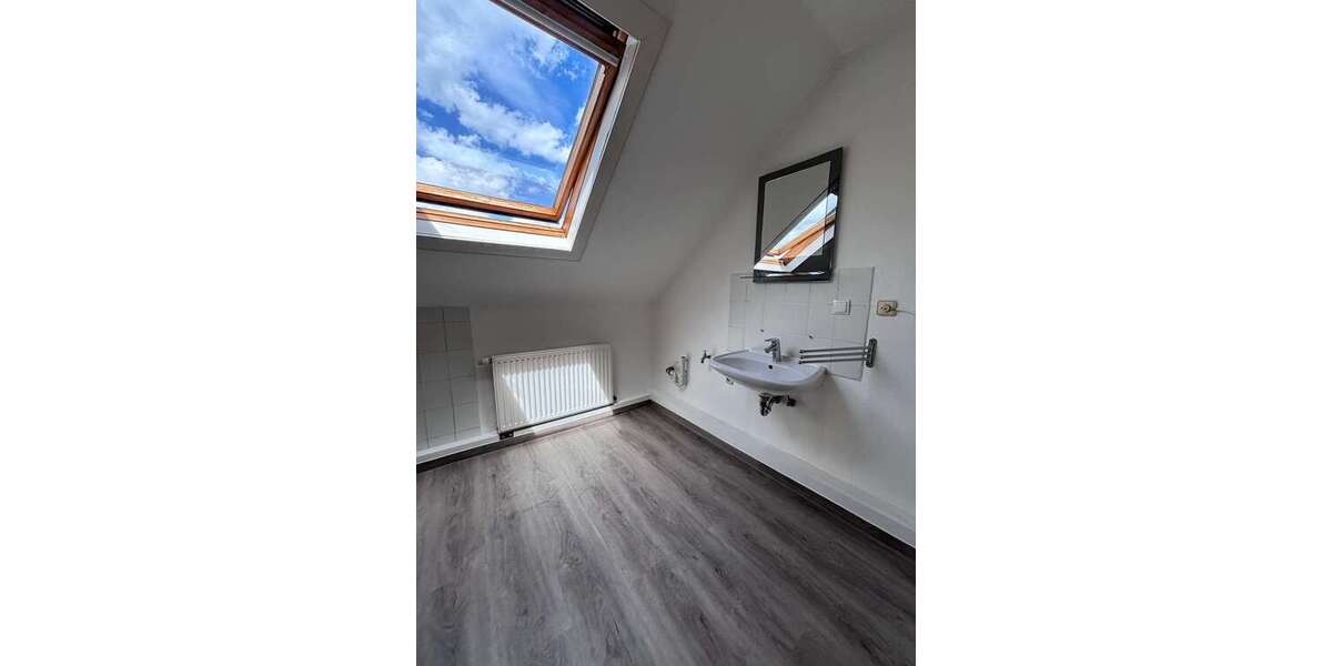 Gemütliches Dachgeschoss-Idyll mit Gartenmitnutzung in zentraler Lage von Neuwied! - 2- Neuwied | Angebot:26820745