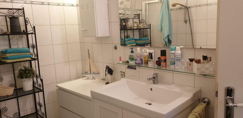 Einfamilienhaus Neuwied Feldkirchen - 2 Zimmer, 140 m&sup2;, 250.000&euro; | Angebot:25843245