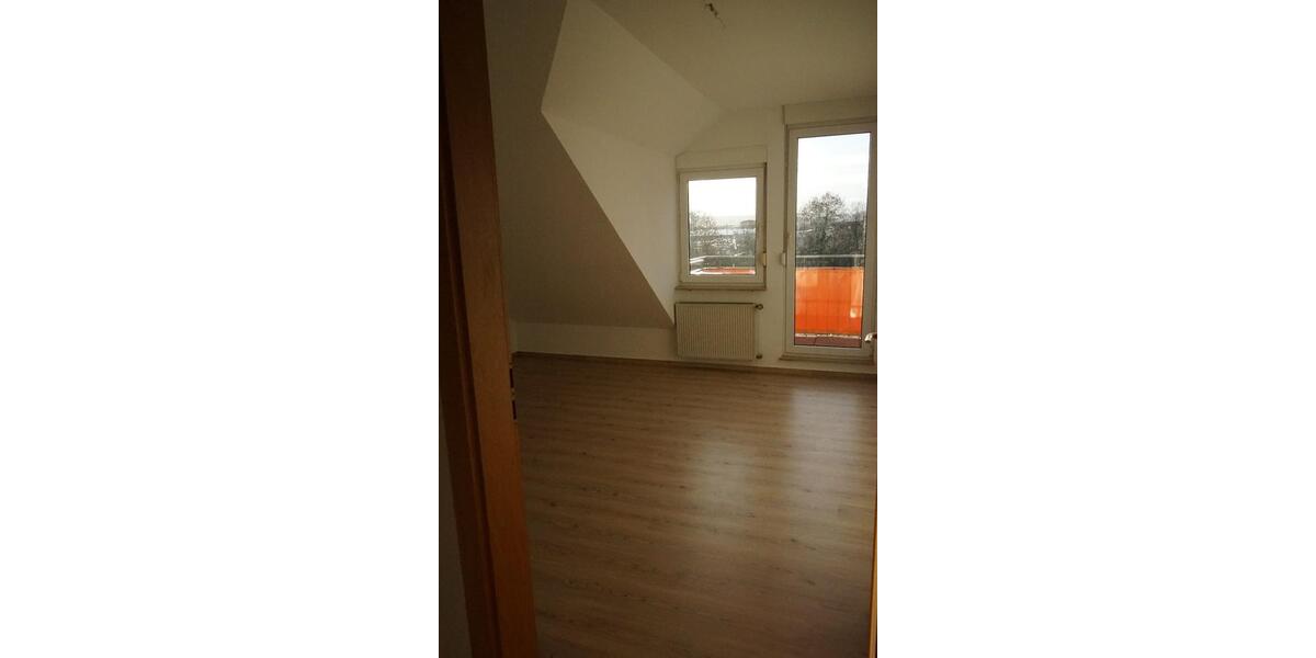 Mietwohnung 2. OG, 86m2 4 zimmer