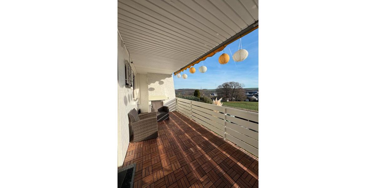 6,5-Zimmer Wohnung in einem Zweiparteienhaus 6.5 zimmer