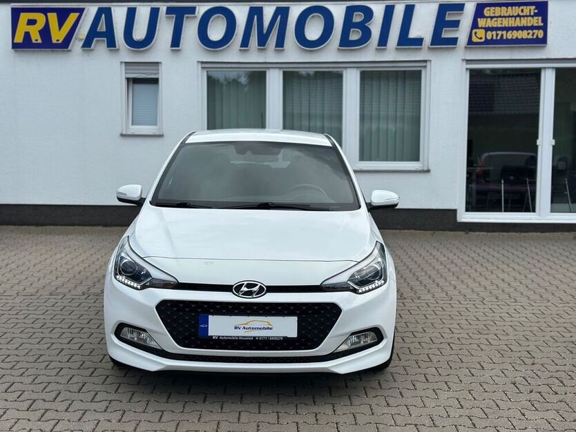 i20