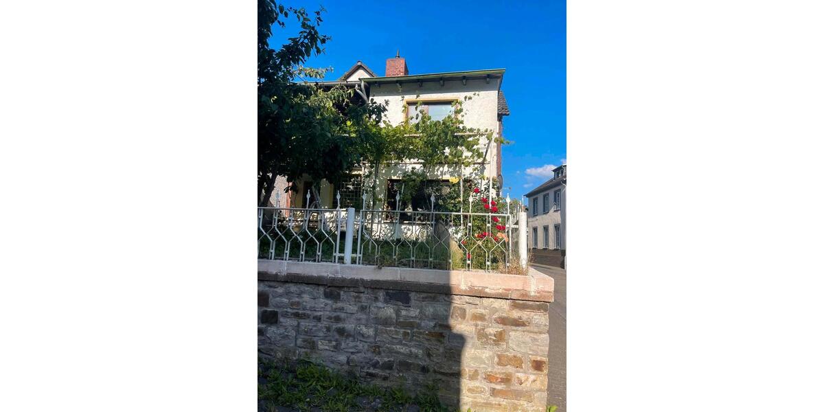Einfamilienhaus Mayen - 10 Zimmer, 260 m&sup2;, 140.000&euro; | Angebot:27209567