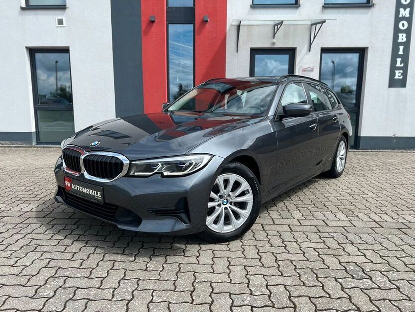 318
