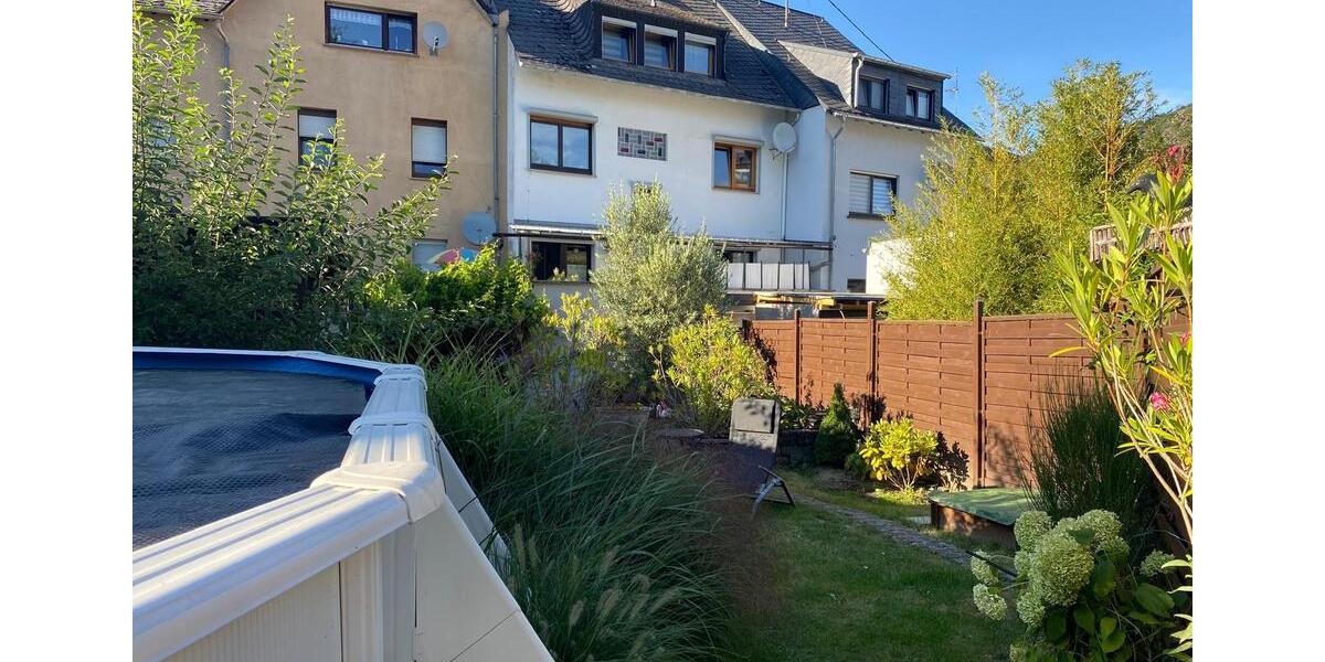 Reihenhaus Boppard - 10 Zimmer, 165 m&sup2;, 225.000&euro; | Angebot:26624156