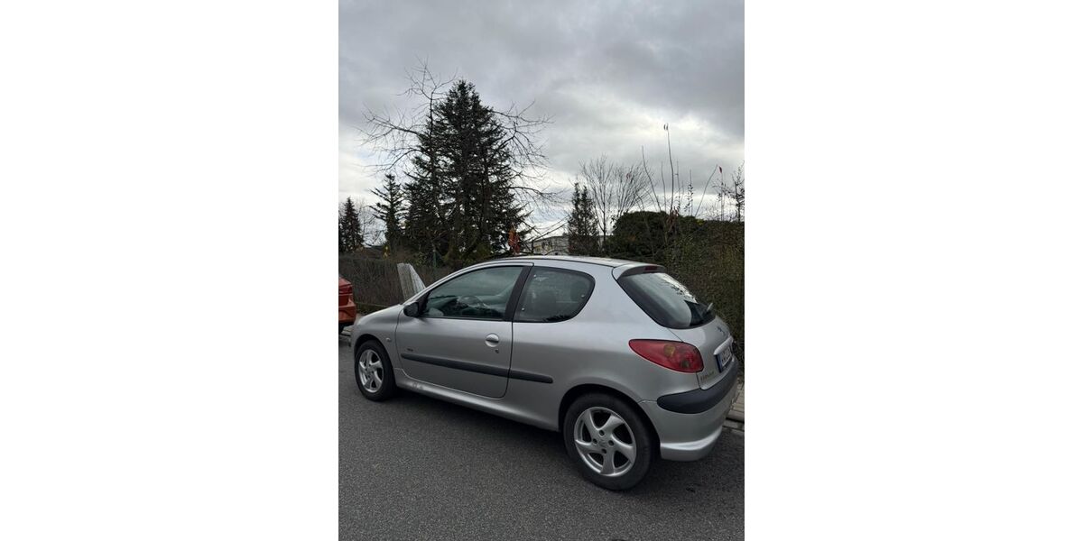 Peugeot 206 144.000 km 1.100 € Bendorf 56170