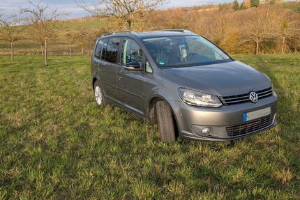 VW Touran 107.000 km 8.699 € Schwall 56281