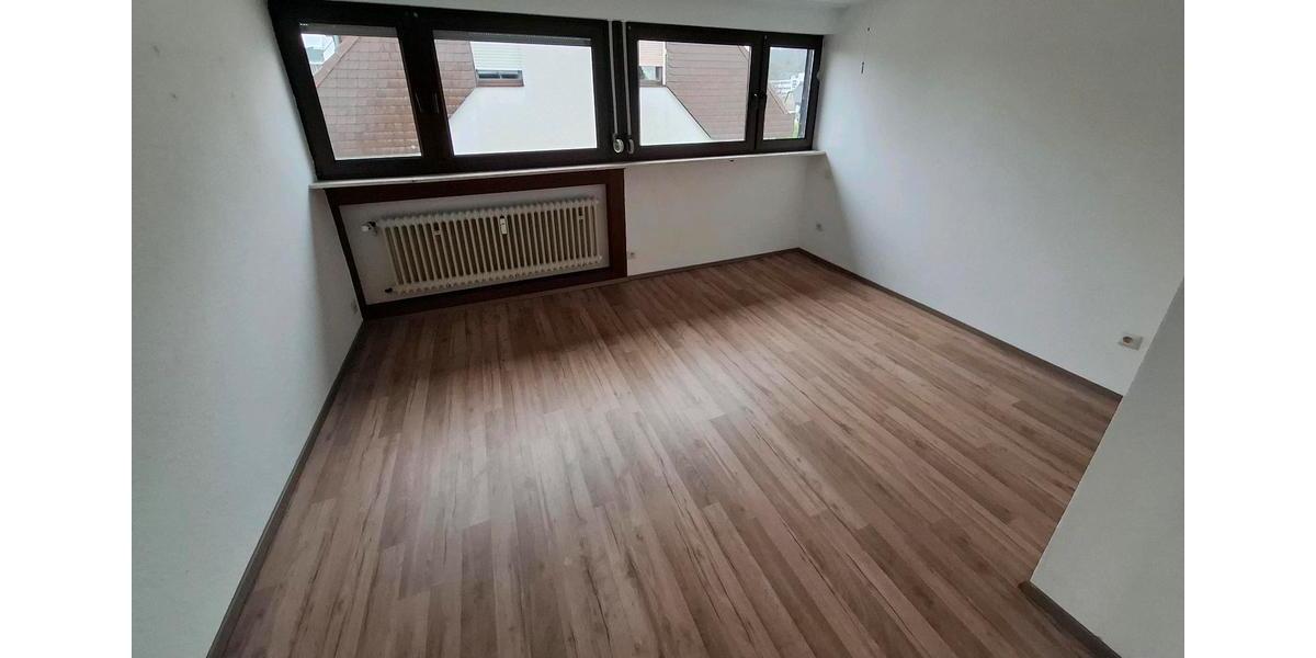 Dachgeschoßwohnung Bendorf - 3 Zimmer, 83 m&sup2;, 740&euro; | Angebot:25750546