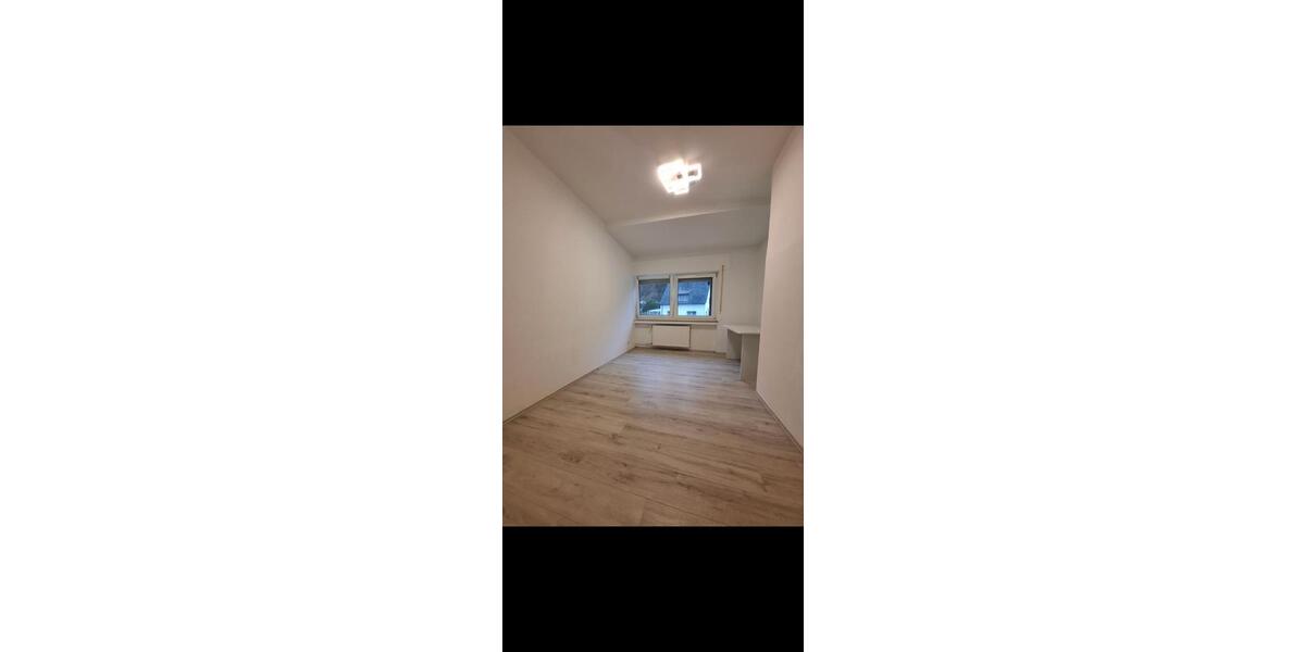 Etagenwohnung Boppard - 4 Zimmer, 101 m&sup2;, 1.000&euro; | Angebot:26552147