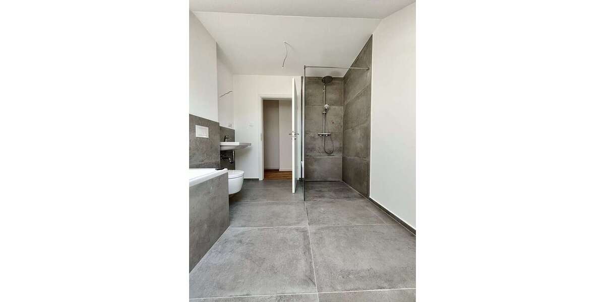 Modernes Wohnen in Nassau: 3 Zimmer mit Klima & 2 sonnigen Balkonen 3 zimmer