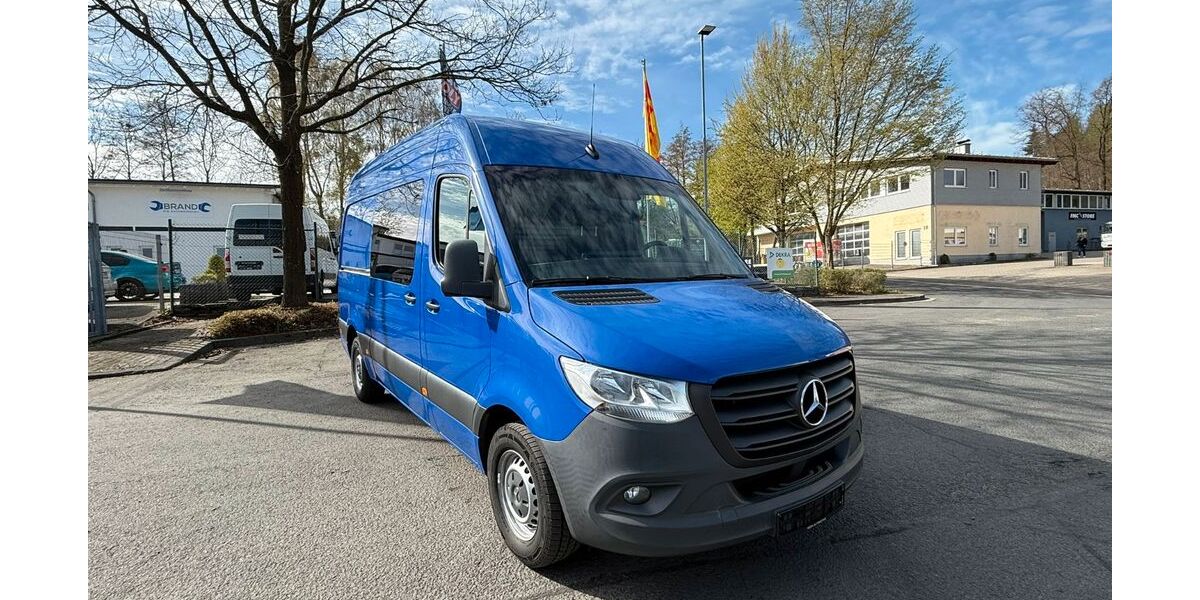 Mercedes-Benz Sprinter 231.223 km 24.990 &euro; Niederelbert 56412