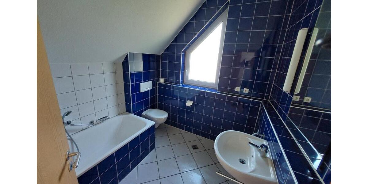 Dachgeschoßwohnung Boppard - 2 Zimmer, 49 m&sup2;, 490&euro; | Angebot:26524661