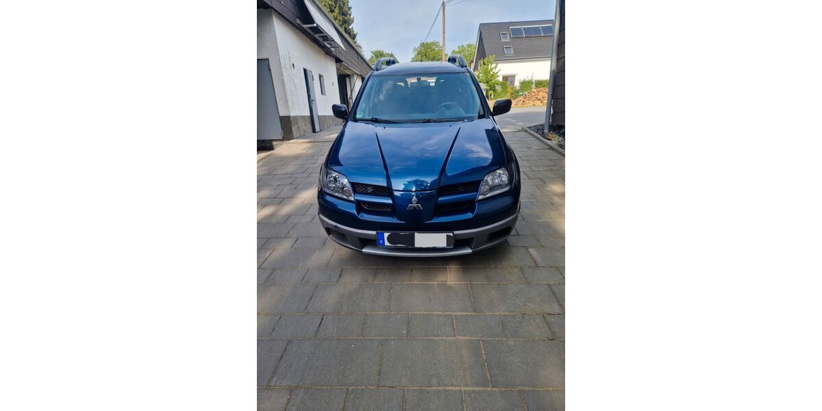 Mitsubishi Outlander 220.400 km 3.800 &euro; Oberhonnefeld-Gierend 56587