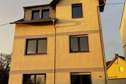 Haus Neuwied Block - 6 Zimmer, 121 m&sup2;, 325.000&euro; | Angebot:25568891