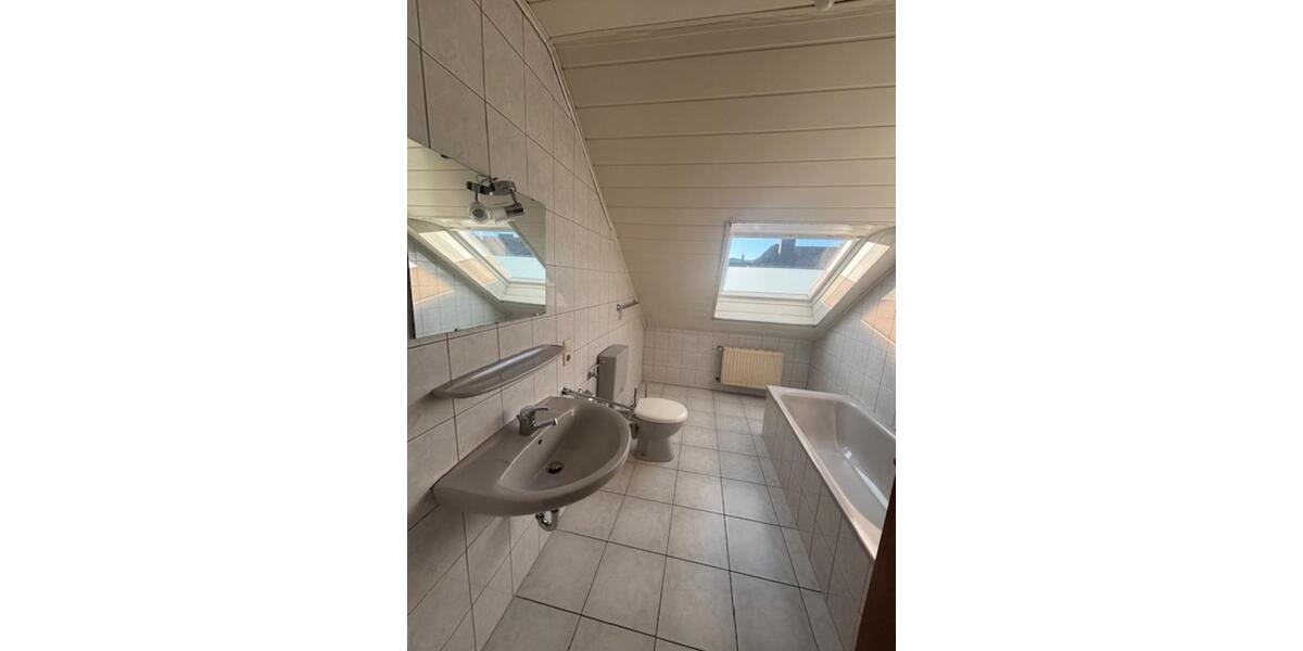 Dachgeschoßwohnung Mayen - 3 Zimmer, 70 m&sup2;, 530&euro; | Angebot:25791014