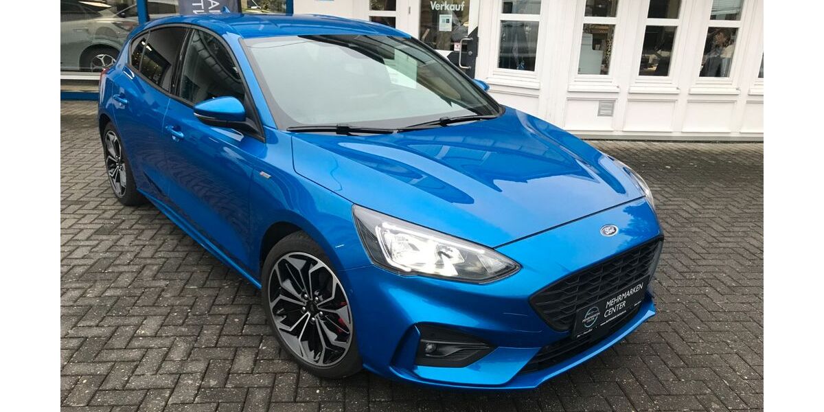 Ford Focus 87.745 km 15.490 € Oberlahr 57641