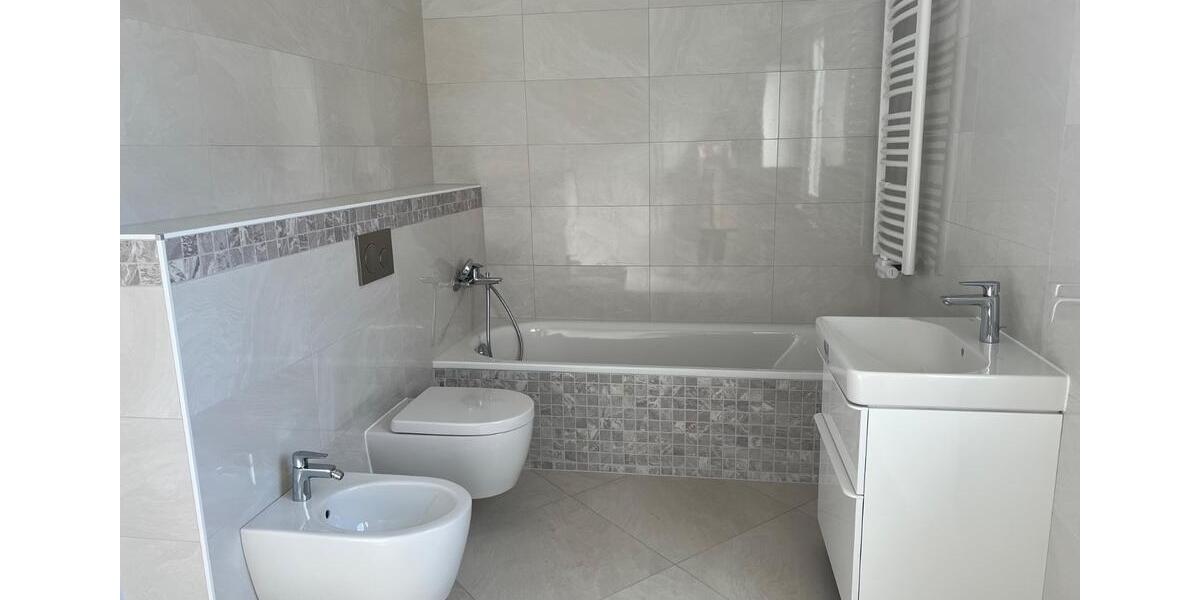 Einfamilienhaus mit Einliegerwohnung Büroräume Provisionsfrei 10 zimmer