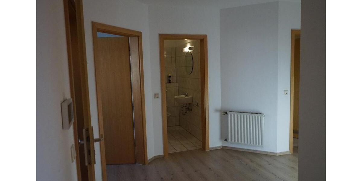 Mietwohnung 2. OG, 86m2 4 zimmer