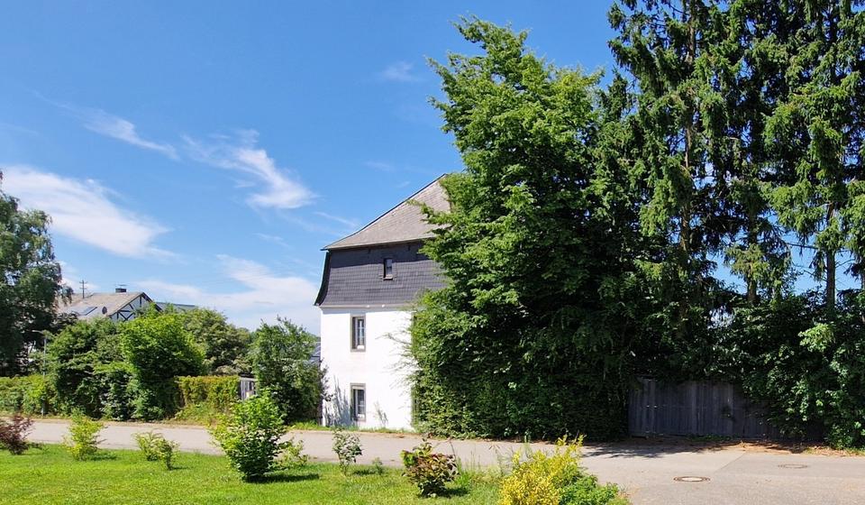 Einfamilienhaus Beltheim - 11 Zimmer, 280 m&sup2;, 279.000&euro; | Angebot:27200441