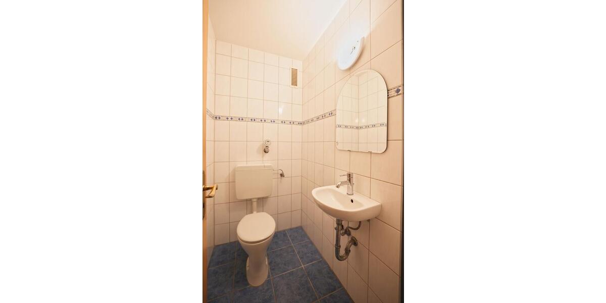 Geräumige EG-3-ZKB-WHG mit EBK, Terrasse, Garten und TG Stellplatz in Koblenz-Karthause 3 zimmer