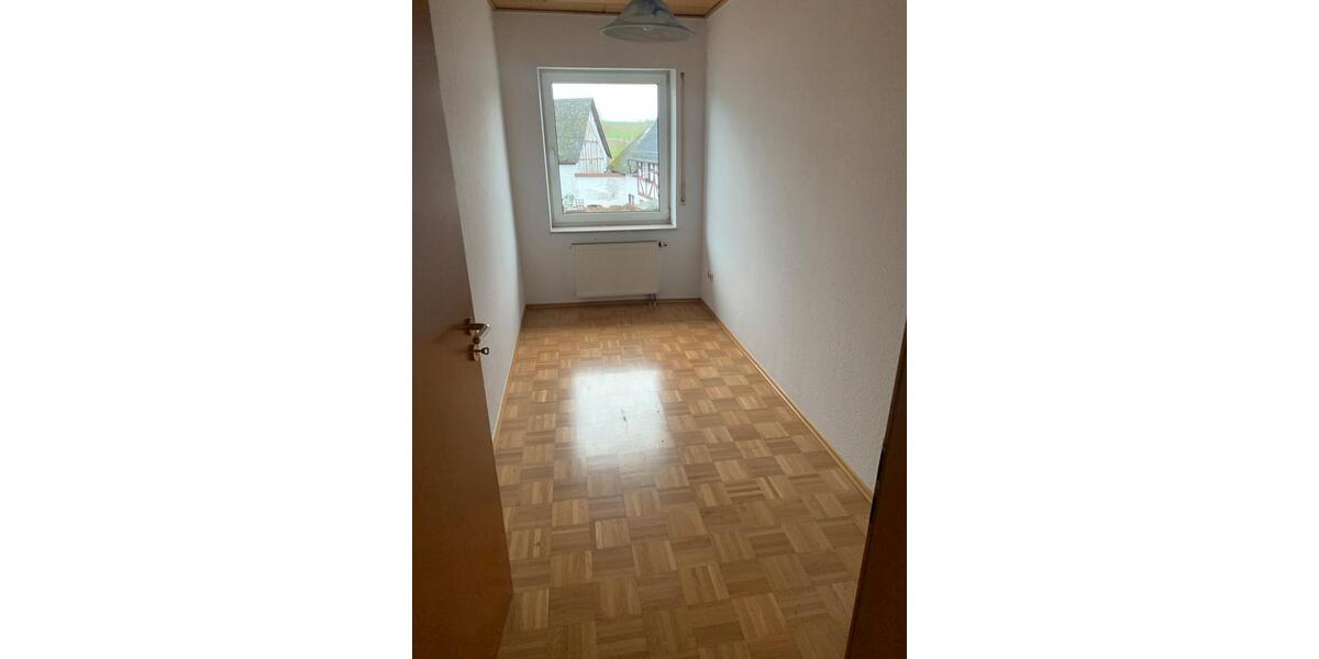 Ab 01.04Einfamilienhaus 4ZKB in ruhiger Lage – 8 km bis Montabaur 4 zimmer