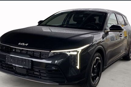 Kia K4 3.000 km 38.260 &euro; Mayen 56727