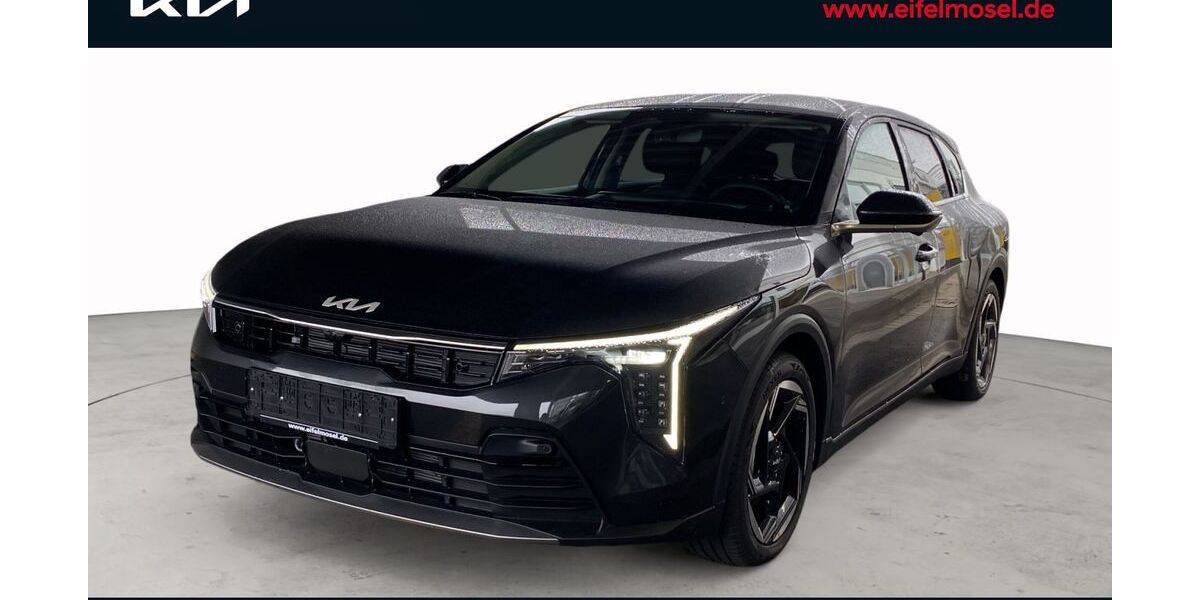 Kia K4 3.000 km 38.260 &euro; Mayen 56727