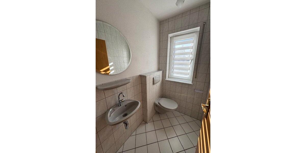 Mehrfamilienhaus, Wohnhaus Beltheim - 11 Zimmer, 242 m&sup2;, 350.000&euro; | Angebot:26946539