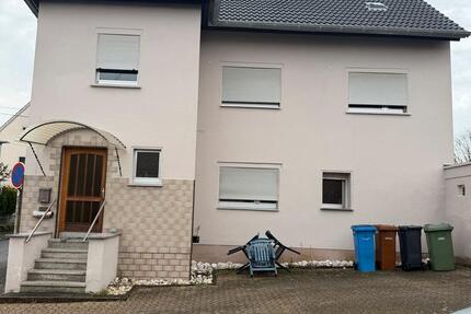 Haus zu Vermieten in Heimbach-Weis 4 zimmer