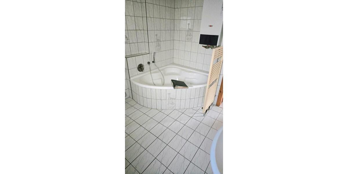 Etagenwohnung Mülheim-Kärlich Kärlich - 4 Zimmer, 136 m&sup2;, 1.395&euro; | Angebot:25572227