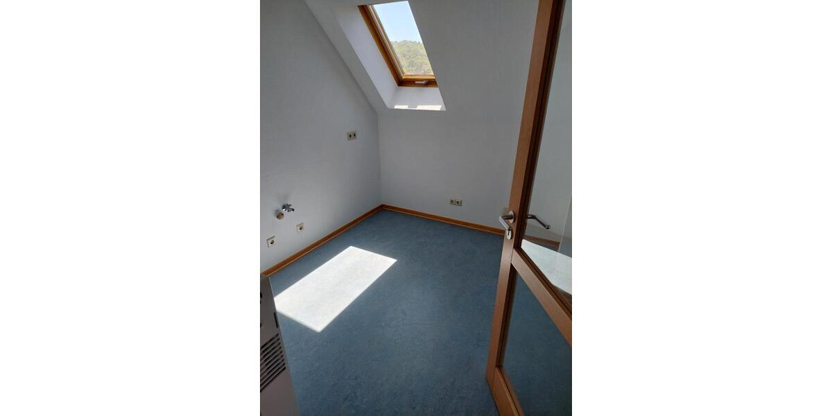 Dachgeschoßwohnung Boppard - 2 Zimmer, 49 m&sup2;, 490&euro; | Angebot:26524661