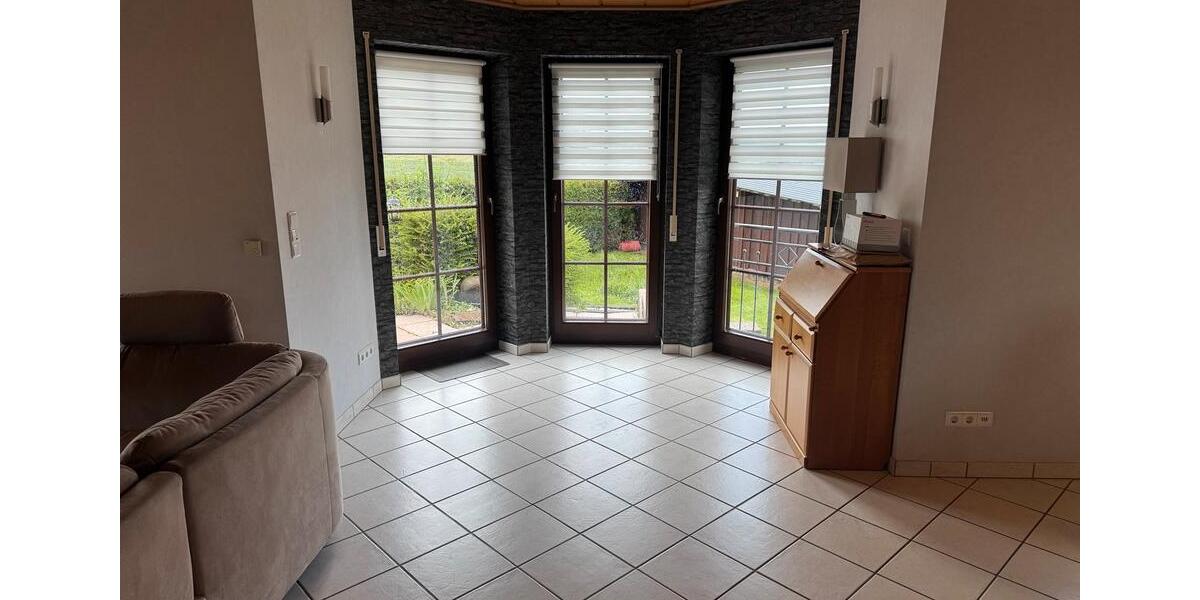 Einfamilienhaus Beltheim - 7 Zimmer, 217 m&sup2;, 469.000&euro; | Angebot:27066384