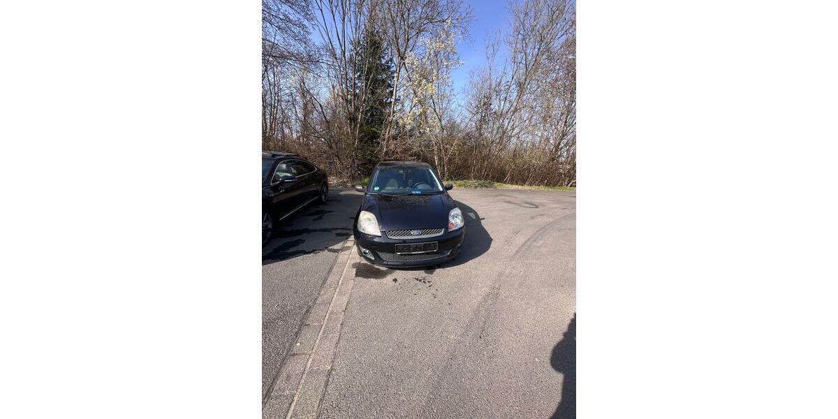Ford Fiesta 222.000 km 2.100 &euro; Dürrholz 56307