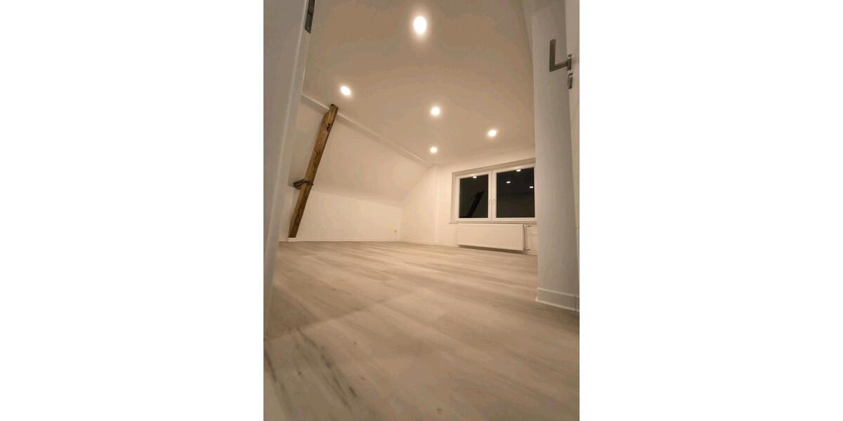 Dachgeschoßwohnung Höhr-Grenzhausen Grenzhausen - 5 Zimmer, 110 m&sup2;, 880&euro; | Angebot:25783248
