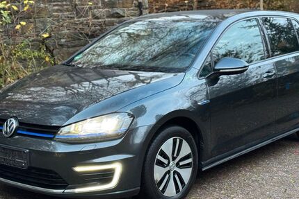 VW Golf 230.000 km 9.200 &euro; Bad Breisig 53498