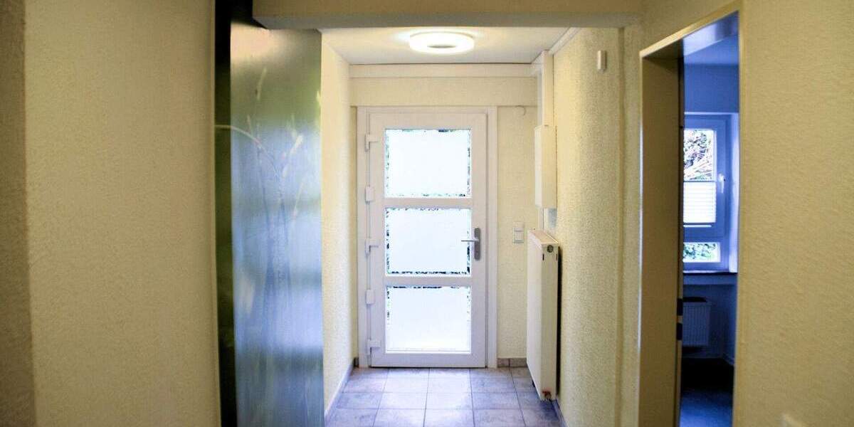 Gewerbeobjekt Staudt - 4 Zimmer, 73 m&sup2;, 700&euro; | Angebot:25317193