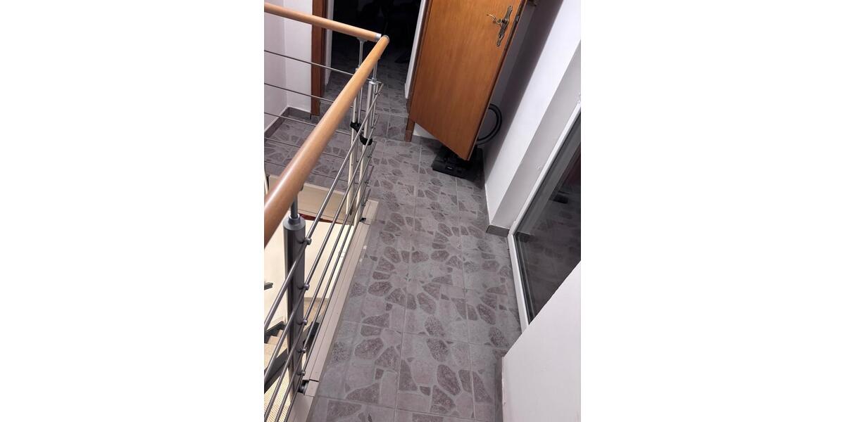 Etagenwohnung Plaidt - 2 Zimmer, 75 m&sup2;, 850&euro; | Angebot:25403511