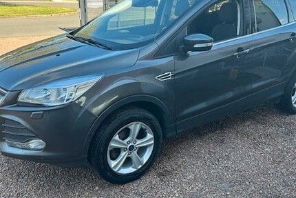 Ford Kuga 92.100 km 6.800 &euro; Singhofen 56379