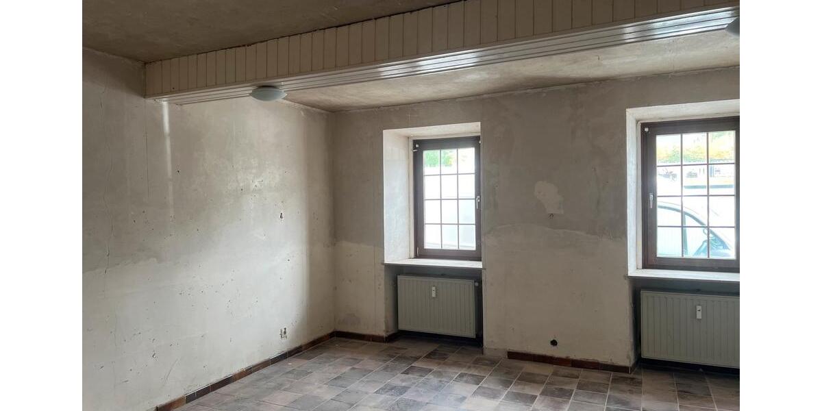 Erdgeschoßwohnung Singhofen - 3 Zimmer, 94 m&sup2;, 35.000&euro; | Angebot:27042559