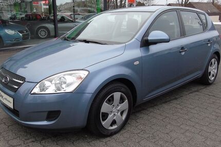 Kia ceed / Ceed 109.000 km 4.900 &euro; Ransbach-Baumbach 56235
