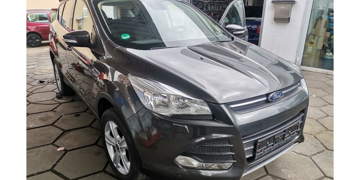 Ford Kuga 92.000 km 10.500 &euro; Koblenz 56072