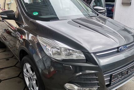 Ford Kuga 92.000 km 9.990 &euro; Koblenz 56072