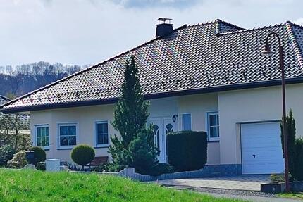 Haus Kleinmaischeid - 4 Zimmer, 135 m&sup2;, 310.000&euro; | Angebot:26121292