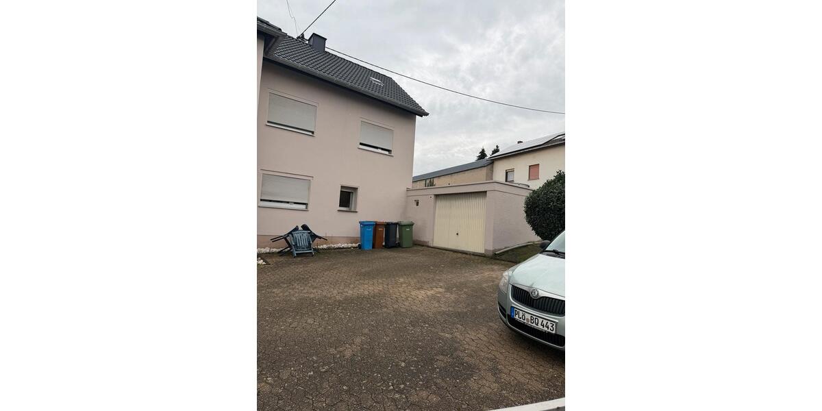 Haus zu Vermieten in Heimbach-Weis 4 zimmer