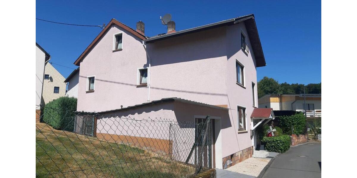 Einfamilienhaus Singhofen - 8 Zimmer, 240 m&sup2;, 270.000&euro; | Angebot:27158214